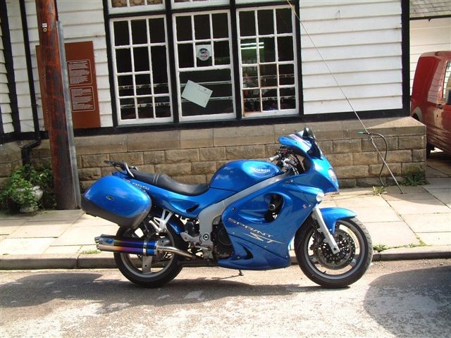 Rig’s 2004 Triumph Sprint ST Rig’s 2004 Triumph Sprint ST