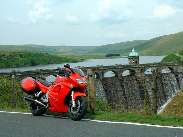 Rig's Triumph Sprint ST 955i at Elan Valley in 2002 Rig's Triumph Sprint ST 955i at Elan Valley in 2002