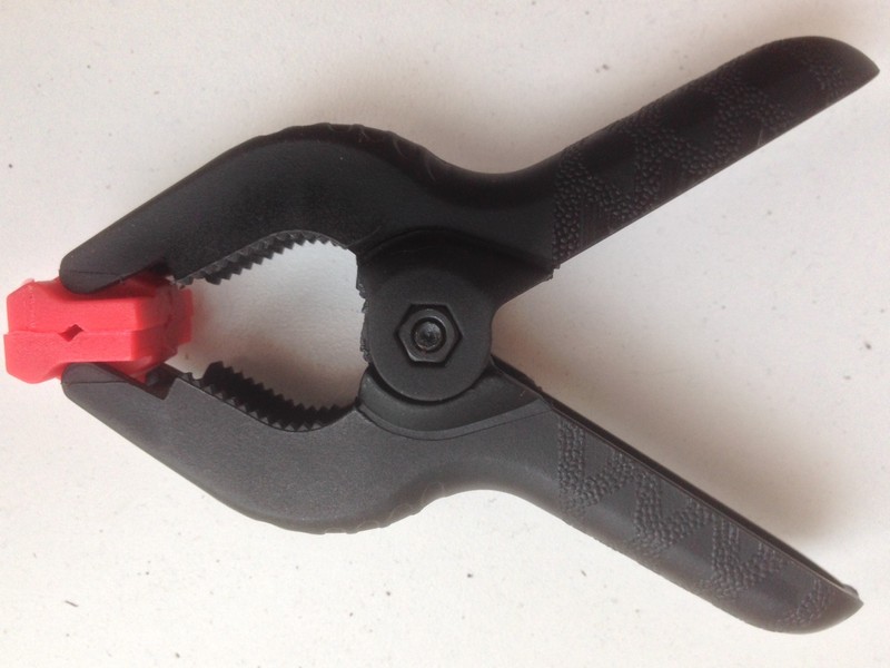 Biker Tidy Annoying red clips Biker Tidy Annoying red clips