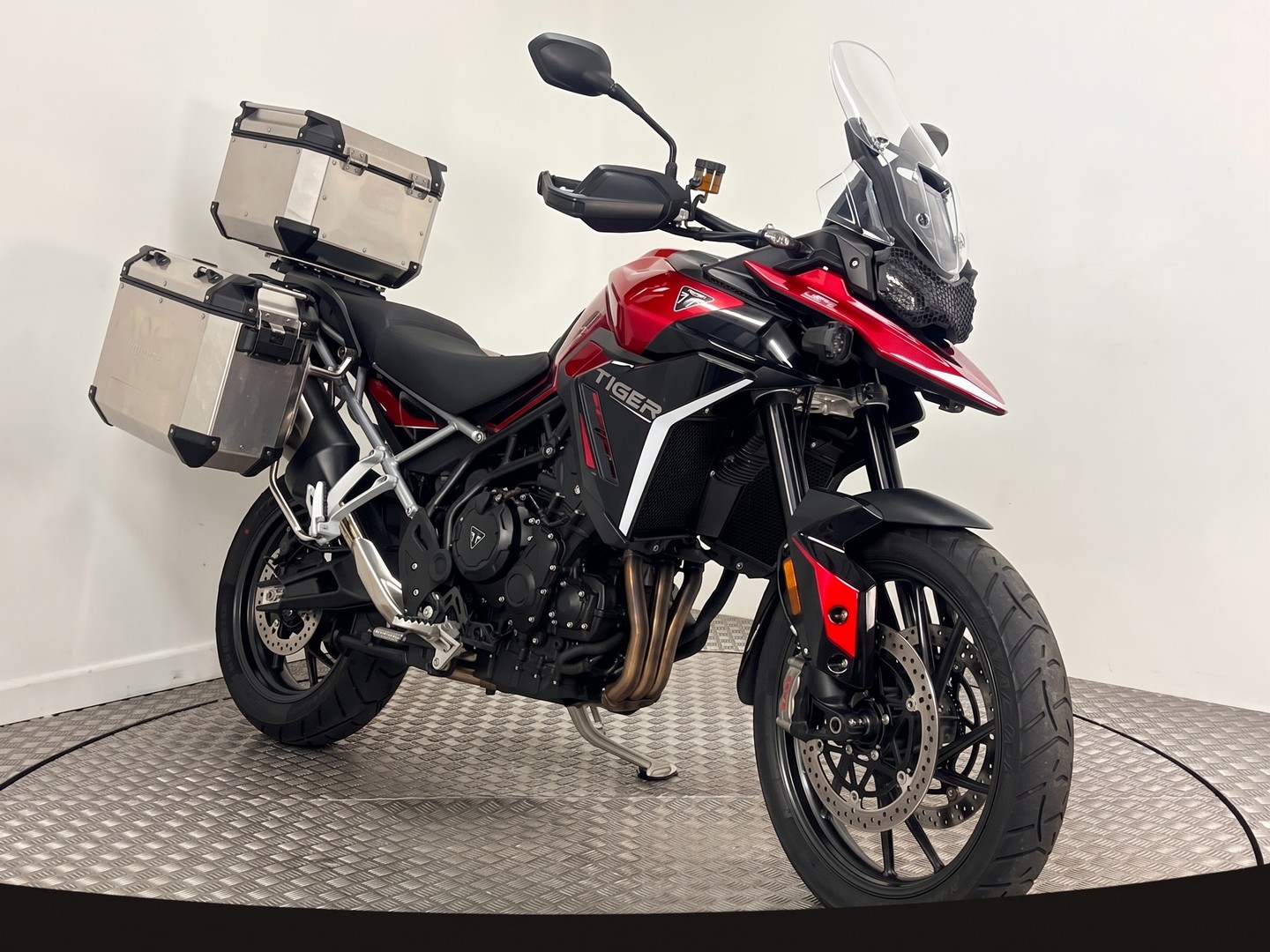 Triumph Tiger 900 GT Pro Triumph Tiger 900 GT Pro