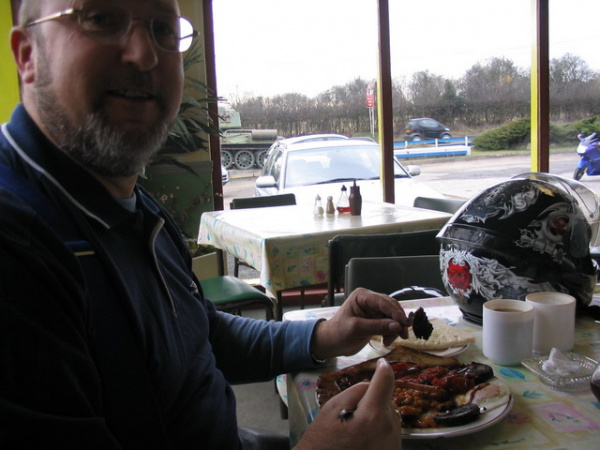 Zoom in Bonzo inside Fromes Hill Cafe