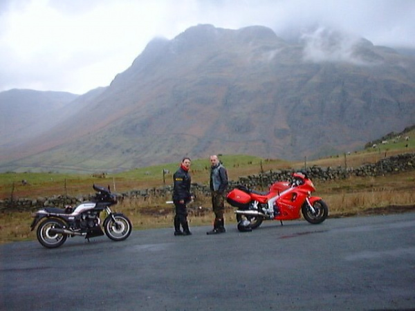 Zoom in Lhardknott2.jpg