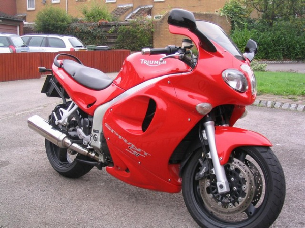 This was the last photo I took of my Triumph Sprint ST 955i before it was sold.