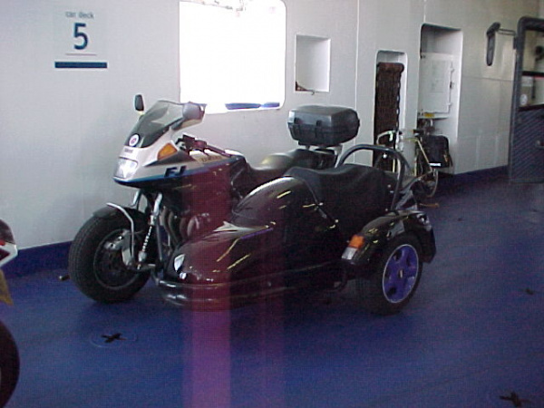 Zoom in Bob's Yamaha FJ1200