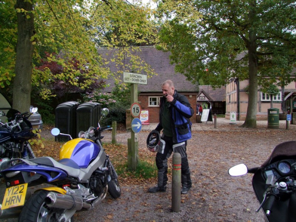 Zoom in Queenswood Cafe