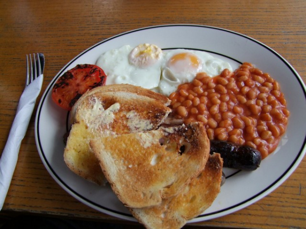 Zoom in An Ace Cafe Breakfast