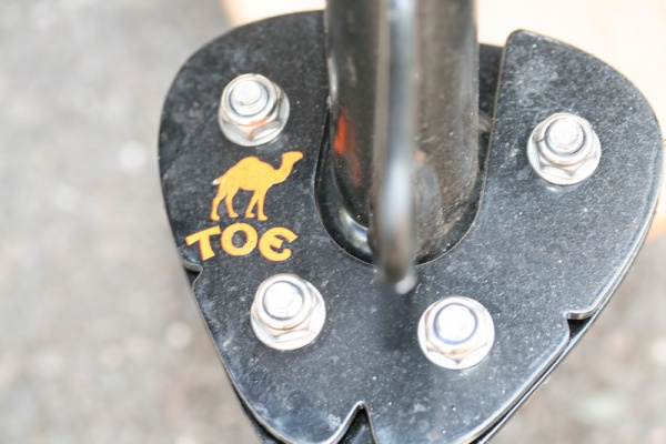 Zoom in Camel Toe Side Stand Foot on Steve's KTM 1190 Adventure