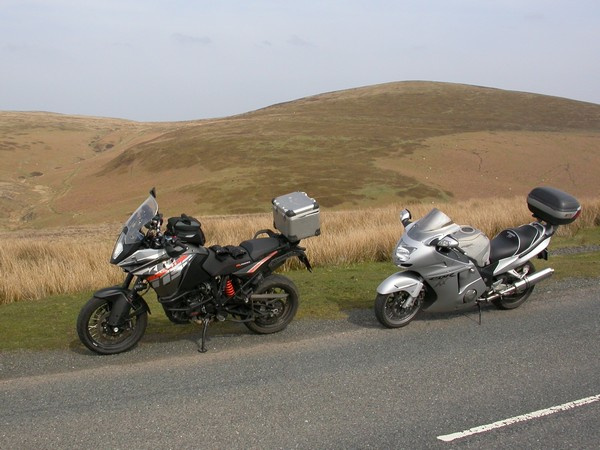 Zoom in Steve's KTM 1190 Adventure and Bonzo's Honda Blackbird