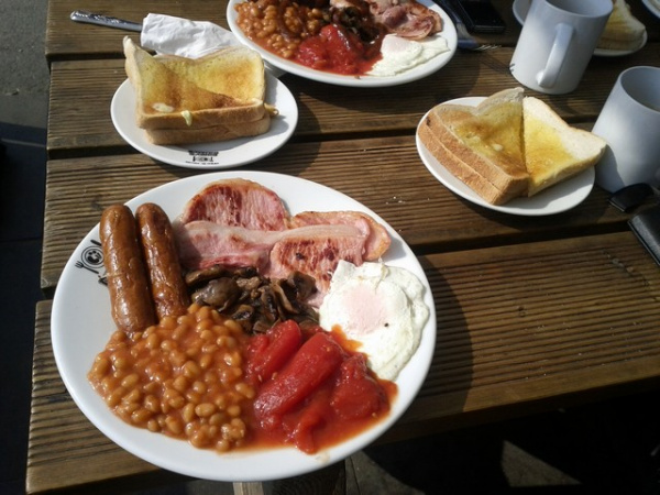 A Dinkys Dinah Full English