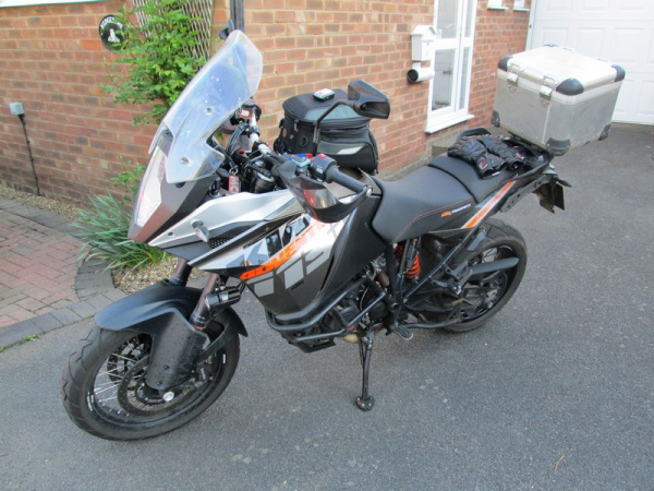 Zoom in KTM 1190 Adventure