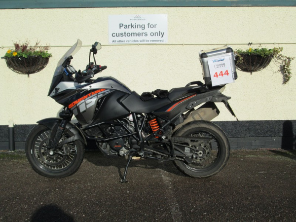 Zoom in KTM 1190 Adventure outside the Three Horseshoes pub