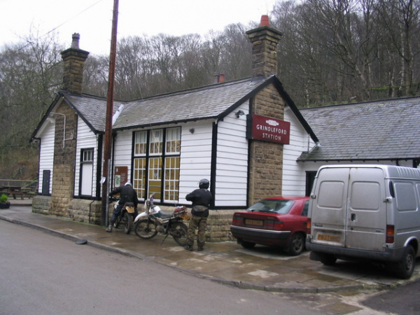 Zoom in Outside Grindleford Station Cafe
