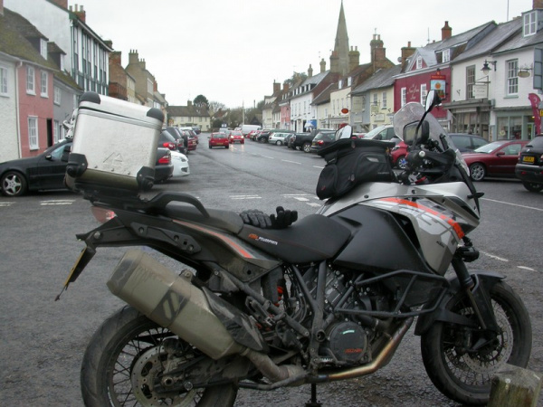 Zoom in Steve's KTM 1190 Adventure at Kimbolton High Street