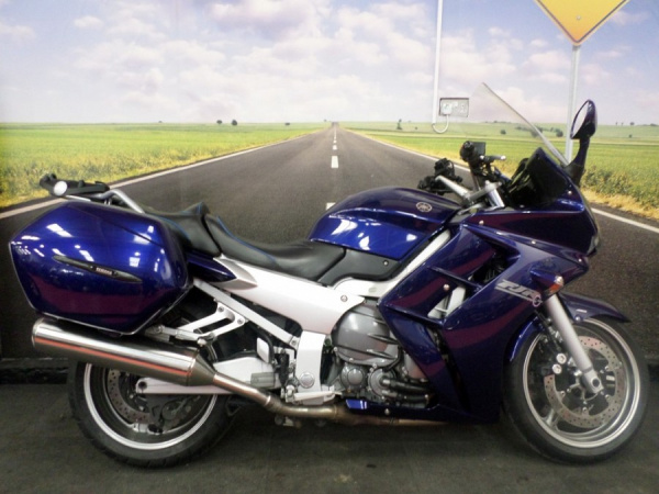 Zoom in Yamaha FJR1300