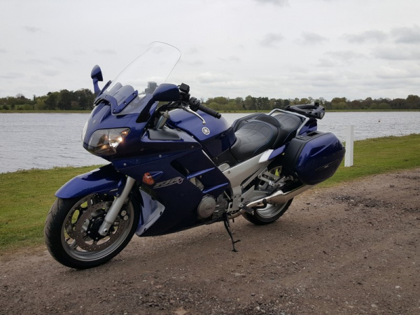 Zoom in Yamaha FJR1300