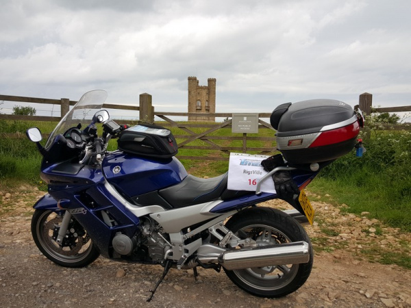 Zoom in Broadway Tower