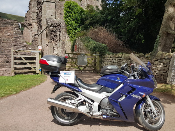 Zoom in Llanthony Priory