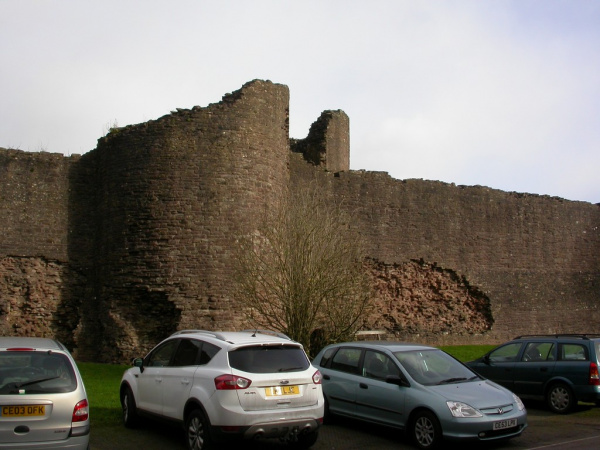 Skenfrith Castle