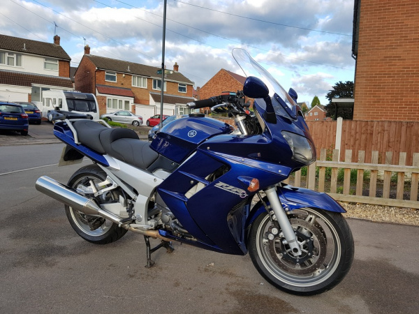 Zoom in Yamaha FJR1300