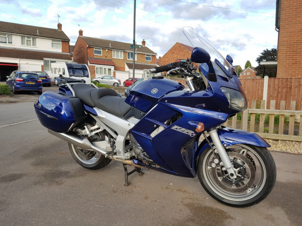 Zoom in Yamaha FJR1300
