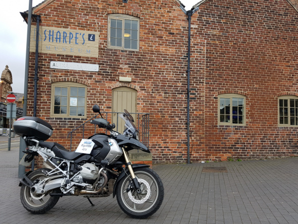 Zoom in Sharpes Pottery Museum