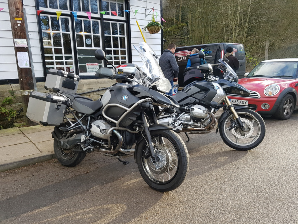 Zoom in Outside Grindleford Cafe