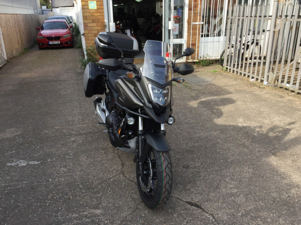 Zoom in Honda NC750X
