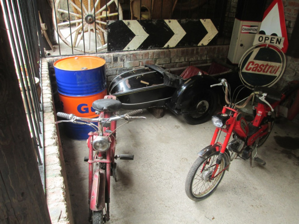 The Old Stores Motorbike Cafe at Pontblyddyn