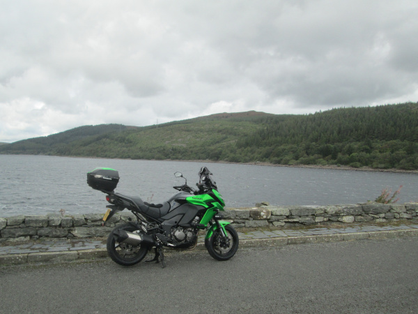 Zoom in Kawasaki Versys 1000 at Afon Tryweryn