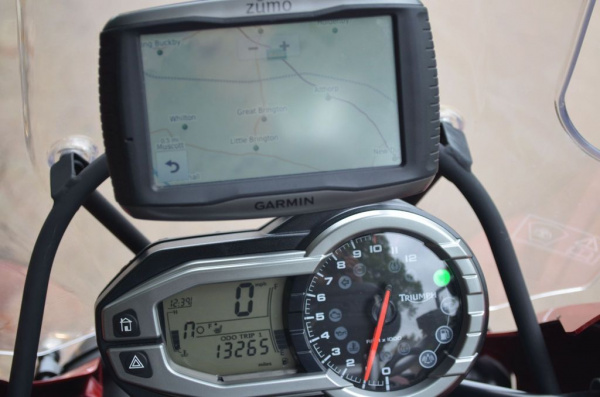 Zoom in Garmin zūmo 590LM