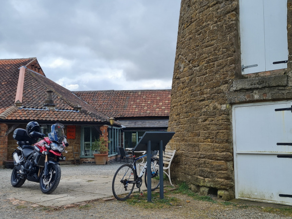 Zoom in Triumph Tiger Explorer 1200 at Wymondham Windmill Tea Rooms