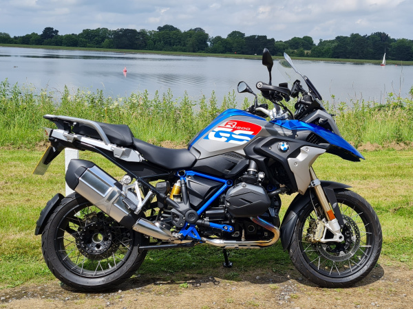 Zoom in BMW R1200GS Rallye