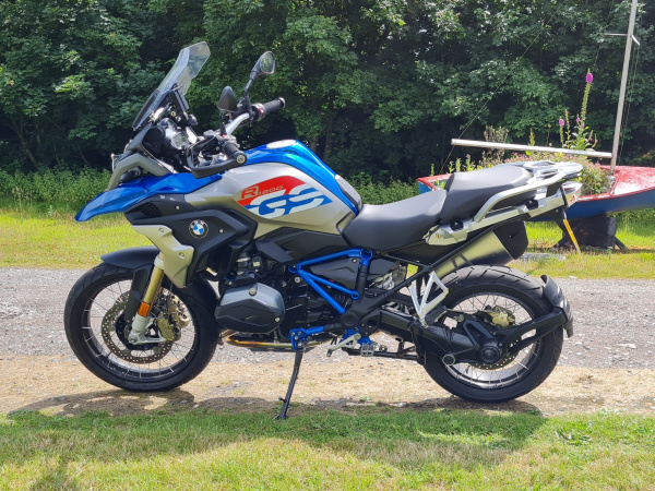 Zoom in BMW R1200GS Rallye