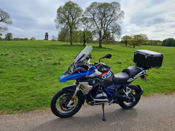 Zoom in BMW R1200GS Rallye