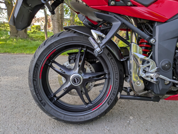 Zoom in Triumph Sprint ST 1050 Rear Wheel