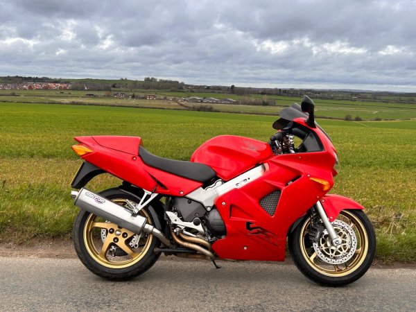 Honda VFR 800