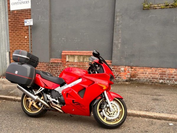 Honda VFR 800